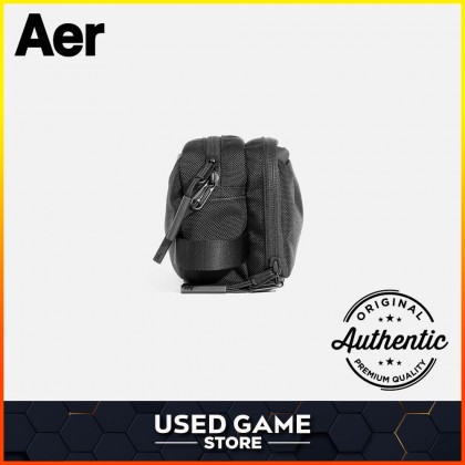 Aer Dopp Kit 2 - Minimal Travel Organise Durable Multi Toiletry Pouch - Black Aer Dopp Kit 2 - Minimal Travel Organise Durable Multi Toiletry Pouch - Black