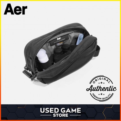Aer Dopp Kit 2 - Minimal Travel Organise Durable Multi Toiletry Pouch - Black Aer Dopp Kit 2 - Minimal Travel Organise Durable Multi Toiletry Pouch - Black