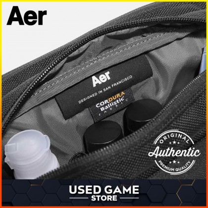 Aer Dopp Kit 2 - Minimal Travel Organise Durable Multi Toiletry Pouch - Black Aer Dopp Kit 2 - Minimal Travel Organise Durable Multi Toiletry Pouch - Black